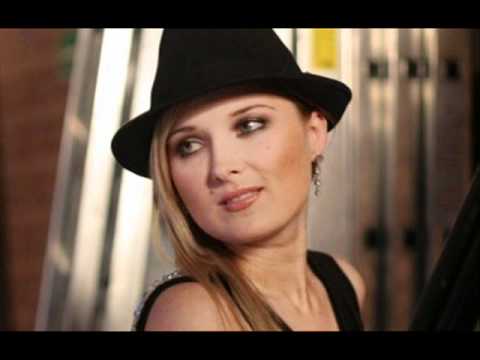 Gosia Andrzejewicz - Trudny Wybór