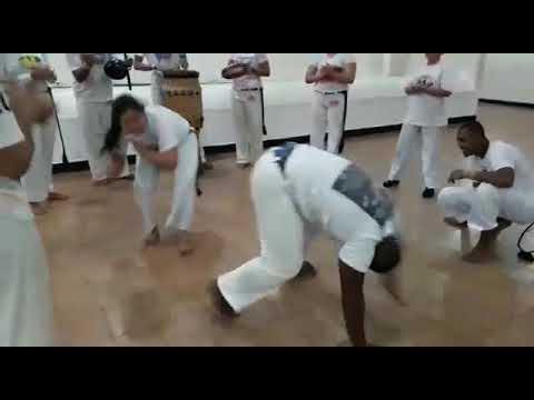 Graduada Maravilha e Graduado Feijão - abada capoeira