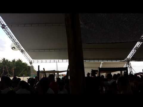 Dan Ghenacia b2b Dyed Soundorom @ Mamitas