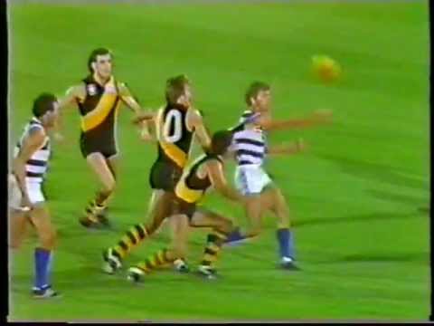 1985 Foster's Cup - Richmond v East Fremantle