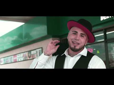 Mac Young - Uh Huh (official music video) 