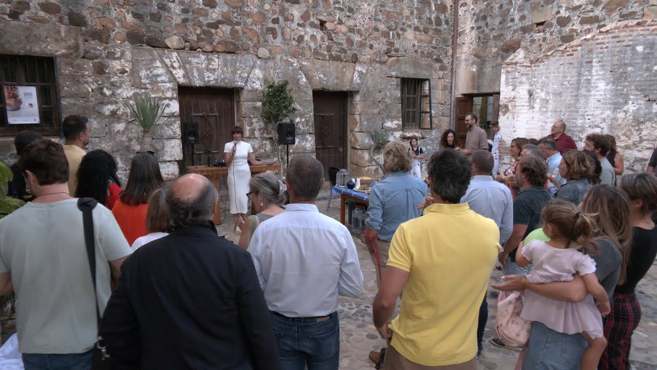 El domingo se clausura la obra de la artista local Águeda Ortega