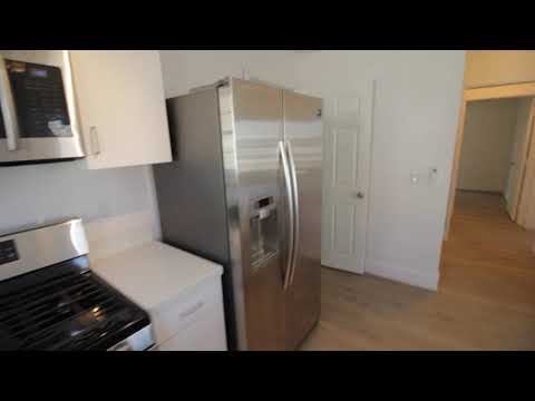 PL8993 - Vintage 2 Bed + 2 Bath Art Deco Apartment for Rent