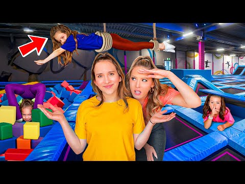 EXTREME HIDE & SEEK CHALLENGE AT TRAMPOLINE PARK 🤫😱🫣 #cute #trampoline #fun #trendy #challenge #bff