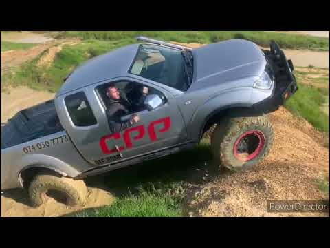 Nissan Navara d40 Frontier offroad fitting and testing 37x12.5x17 Renegade Rt plus