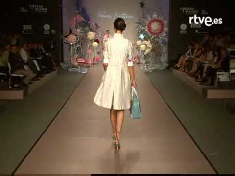 Desfile íntegro de Francis Montesinos en Cibeles 2008