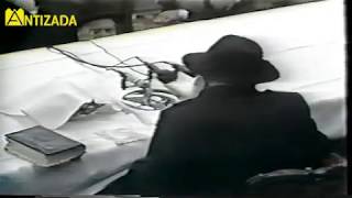 ניגון כי אנו עמך (הראשון) בהתוועדות עם הרבי מליובאוויטש - התמונה מוצגת ישירות מתוך אתר האינטרנט יוטיוב. זכויות היוצרים בתמונה שייכות ליוצרה. קישור קרדיט למקור התוכן נמצא בתוך דף הסרטון