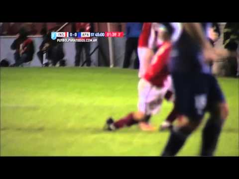 Expulsión de Belforte. Instituto 0 - Atl. Paraná 0. Fecha 30. Primera B Nacional 2015. FPT.