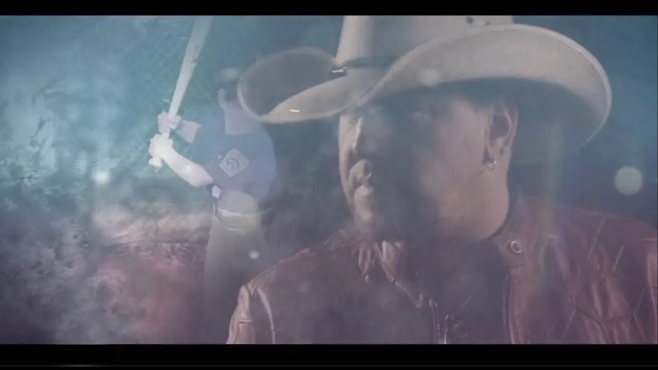 Jason Aldean — Rearview Town