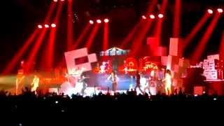 Shaka Ponk - Zénith Rouen - Intro Black Listed