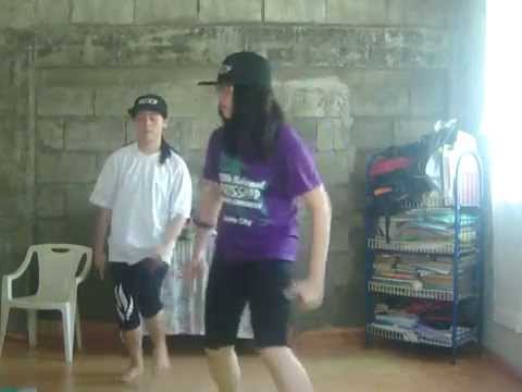 103014 Exo-growl dance