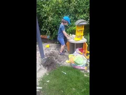 Ich , 3,5 Jahre, arbeitslos 😎...