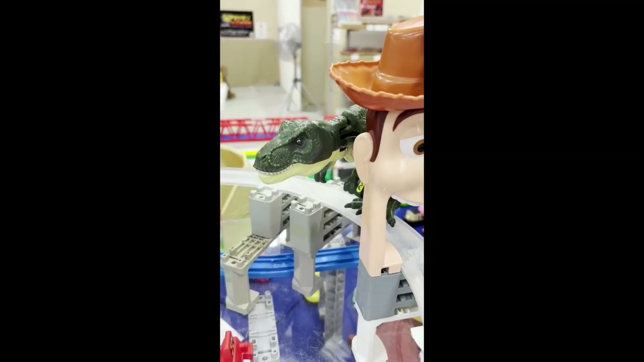 【プラレール運転会】見つけることができるかな？？　恐竜を探せ⑥！！　　　#鈴鹿電池鉄道　 ＃レールキューブ　　#プラレール　　＃津松菱百貨店