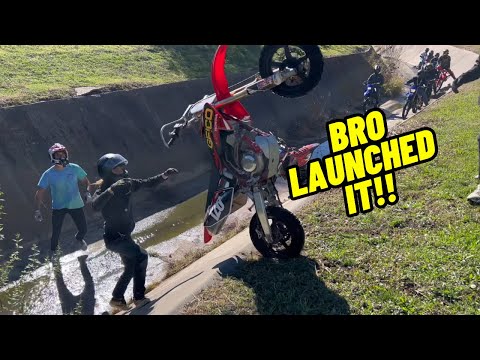 The Insanity of Supermoto Sunday: I Make Everyone Crash