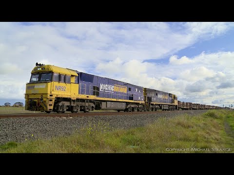 7XM4 Steel Wagons & Shipping Containers (21/6/2020) - PoathTV Australian Railways