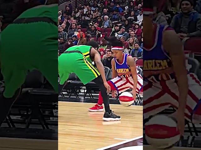 Vídeo relacionado con Mujer Harlem Globetrotters Logo Trickshot Masters - Ventilador de baloncesto Camiseta Cuello V
