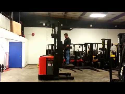 3,000 LB Raymond EASi-OPC30TT Order Picker (St. Louis)