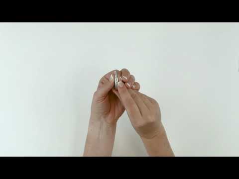 Turning your hearing aid on and off: AudioNova P Li