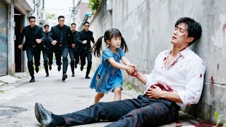 💔Poor 6yo girl saves injured man,unaware he's a CEO,was taken home to spoiled#chinesedrama