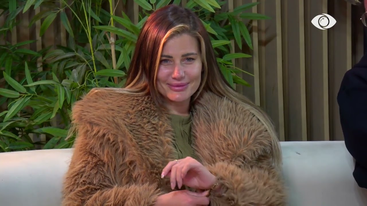 “Ishte e shpifur që ‘Bianka’ të bashkonte buzët me ‘Pudinkën’”/ Kelly-Valbonës: Po na bën moral…