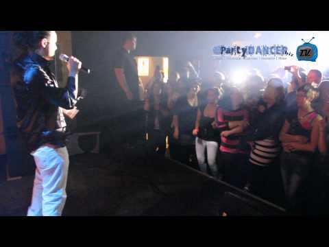 PartyDANCER.biz - 16.05.2012 - DanceOase Altentreptow - Menderes bagci live