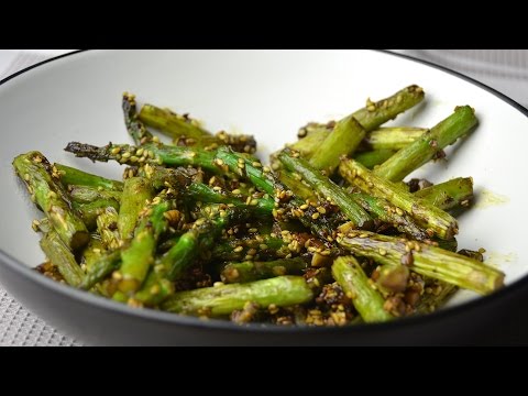 Stir-Fried Asparagus with Garlic & Sesame Seeds - Easy Asparagus Stir-Fry Recipe