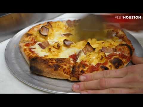 download lagu mp3 mp4 Houston Pi, download lagu Houston Pi gratis, unduh video klip Houston Pi