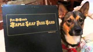 Jim McHarg's Maple Leaf Jazz Band - Tres Moutarde (Too Much Mustard)