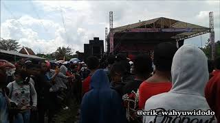 Jihan Audy Sing Biso New Pallapa Live Romantis Jetis Nambuhan menit 3.30 hake hake hake