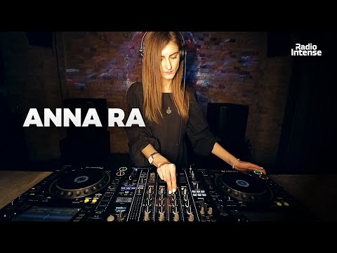 ANNA RA - Live @ Radio Intense Kyiv 17.03.2020 // Melodic Techno Mix