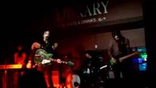 Mellowdrone &quot;Bone Marrow&quot;