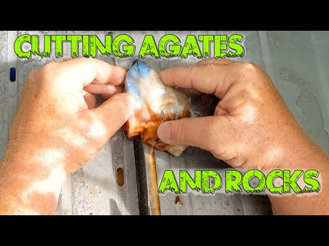 Cutting rocks with a slab saw
