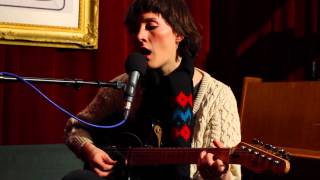 Cate Le Bon - Are You With Me Now (AB Session)