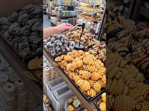How Bakeries Keep Flies Away with Reflective Fan Blades
