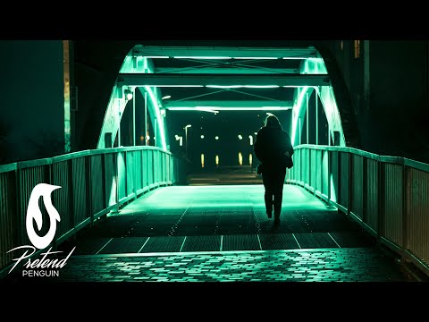 ndWhat - tesno tak ot etih sten