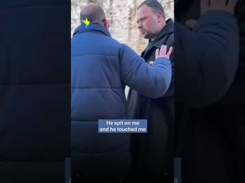 Israeli settlers assault German Christian clergy member in Jerusalem's Old City