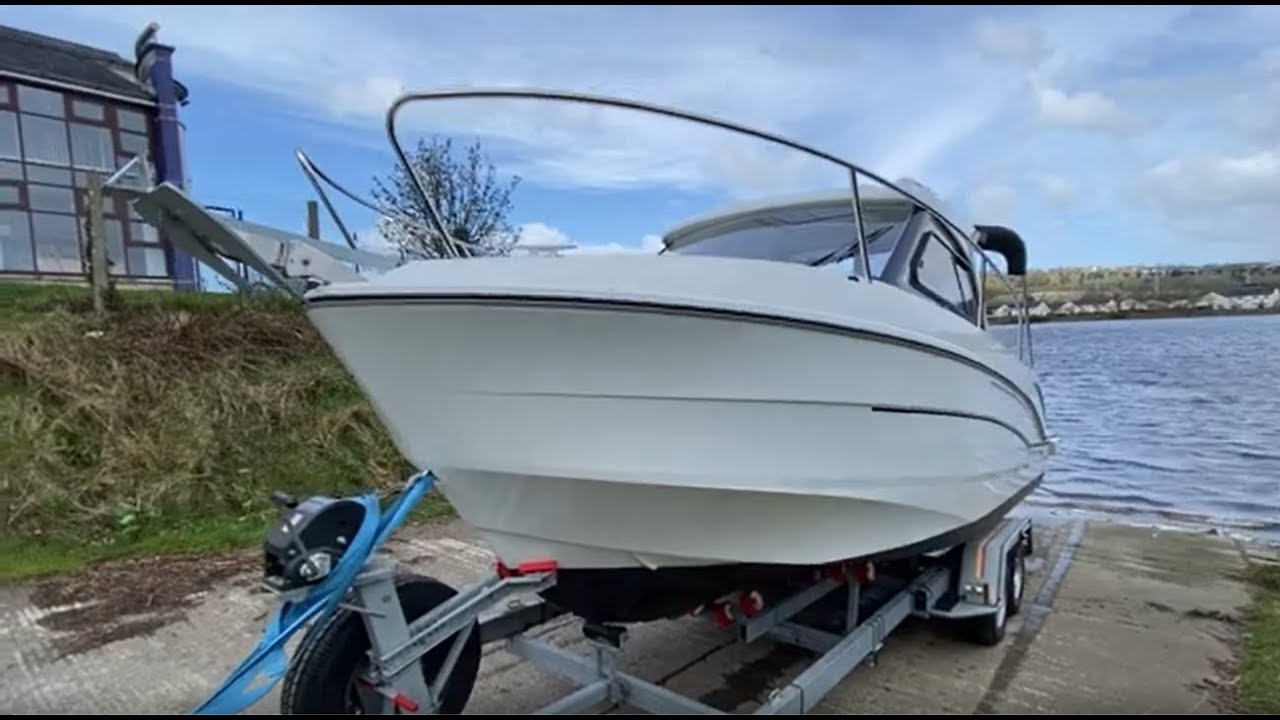 Beneteau Antares 7 with Suzuki 150HP — Virtual Sea Trial