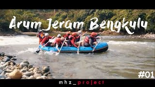 preview picture of video 'Rafting Seru Arus Sungai Manna Bengkulu'