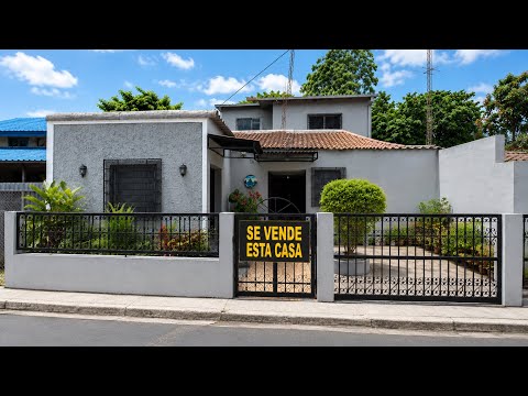 SE VENDE CASA 2 en 1 en La COLONIA LAMATEPEC EN SANTA ANA, la segunda ciudad más importante SV.