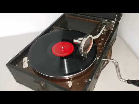 Ježkův orchestr Osvobozeného divadla - Nikdy nic nikdo nemá