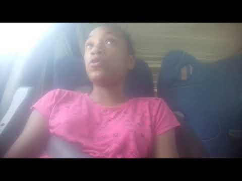 Gabi cantando a música do mc bruninho com a lanara prado