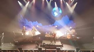 Eels live Nîmes Paloma 26/04/2023: Baby let&#39;s make it real premier final