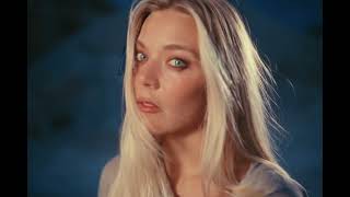 zu SAY SOMETHING jetzt Video ansehen SAY SOMETHING jetzt Video ansehen