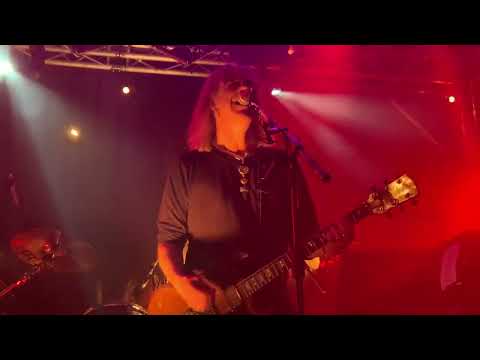 NEW MODEL ARMY - Never Arriving