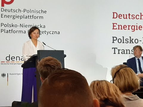 Urszula Zielińska powiedziała, że #atom będzie w Polsce gotowy w połowie lat czterdziestych