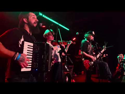 The Dreadnoughts - Polka Never Dies (Live in Ottawa)