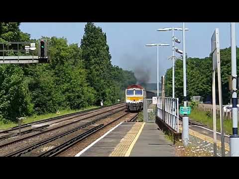 4Y19 Class 66721 'Harry Beck' Underground Livery passing West Byfleet - 01/06/23