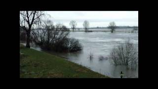 preview picture of video 'Maas Ravenstein 18-01-2011.wmv'