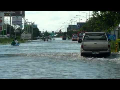 Bangkok Flood Adventure 16 Oct 2011
