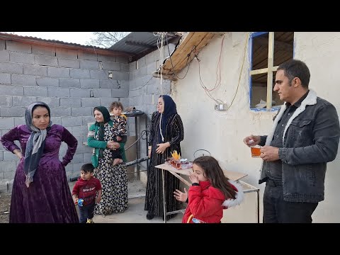 "Hakima en haar kinders: lewe in die grot en redding deur Qasim" deur Pai Pelard